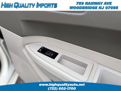 Used 2009 Chrysler 300 C image 50