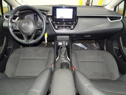 Used 2023 Toyota Corolla LE image 27