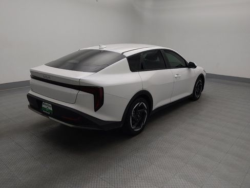 Used 2025 Kia K4 EX FWD image 10