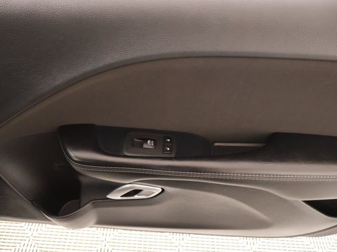 Used 2020 Dodge Challenger SXT w/ Blacktop Package RWD image 15