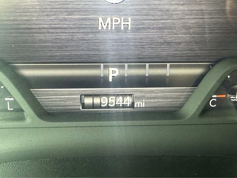 Used 2025 RAM 1500 Laramie image 20