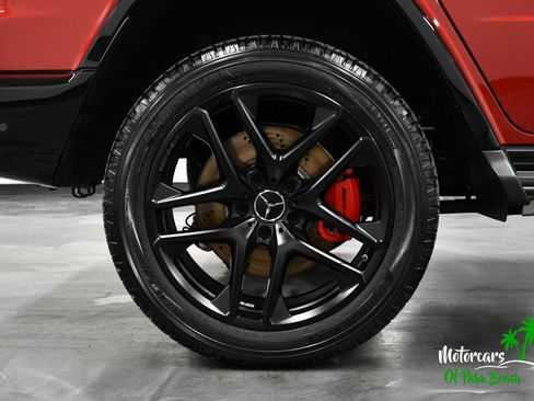 Used 2025 Mercedes-Benz G 63 AMG 4MATIC image 24