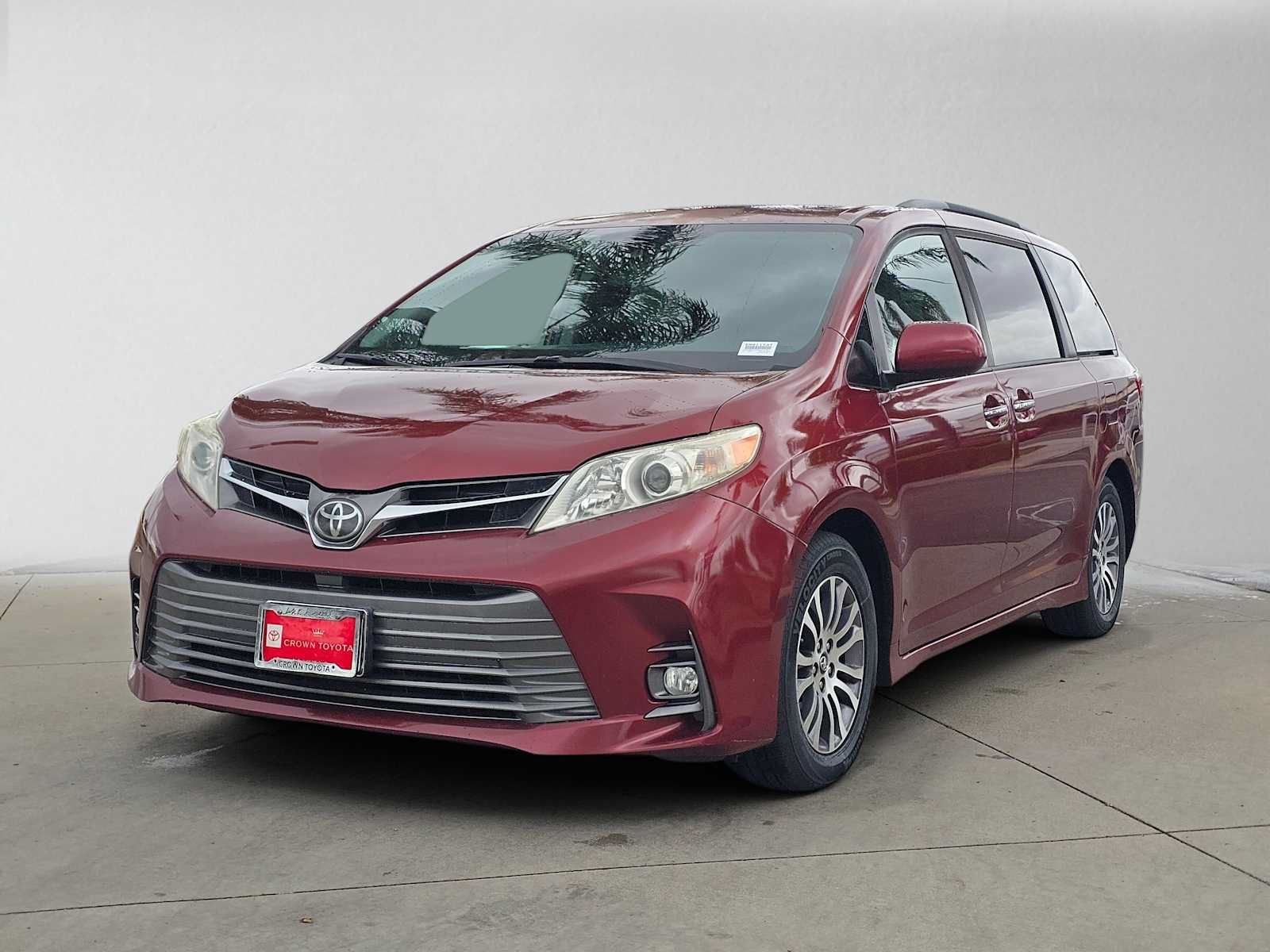 Used 2019 Toyota Sienna XLE FWD image 7