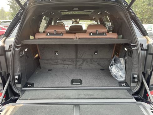 New 2027 BMW X7 xDrive40i w/ M Sport Package AWD/4WD image 7
