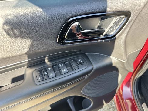 Used 2022 Dodge Durango GT image 19