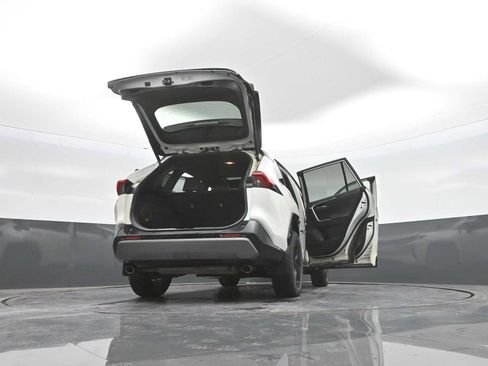 Used 2019 Toyota RAV4 XSE w/ Carpet Mat Package AWD/4WD image 53