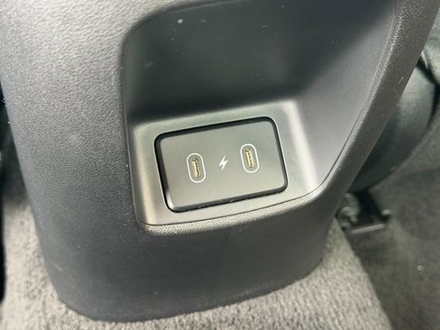 Certified 2024 Hyundai Elantra Limited image 37