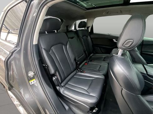 Used 2019 Audi Q7 3.0T Prestige AWD/4WD image 20