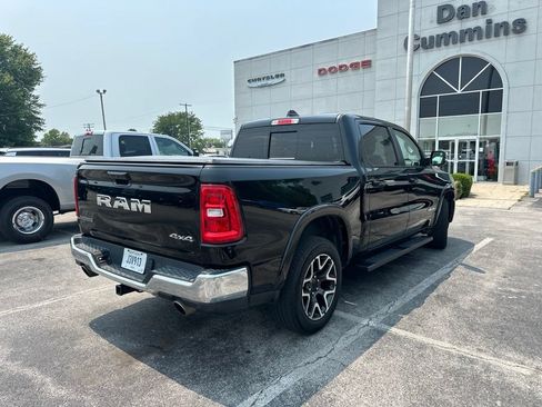 Used 2025 RAM 1500 Laramie AWD/4WD image 3