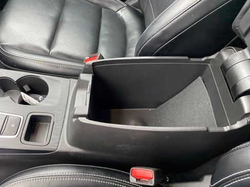 Used 2024 Ford Escape Platinum image 14