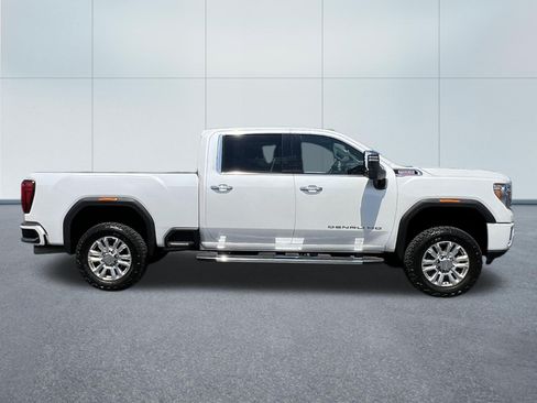 Used 2020 GMC Sierra 3500 Denali w/ Denali Ultimate Package AWD/4WD image 7