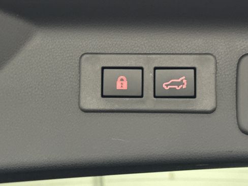Used 2026 Subaru Forester Premium AWD/4WD image 11