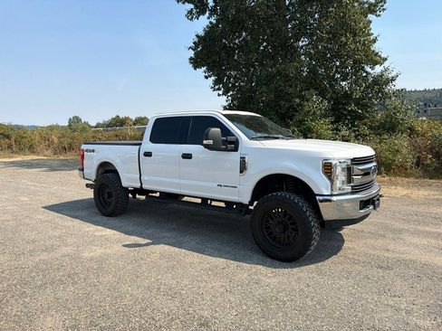 Used 2019 Ford F250 XLT AWD/4WD image 3