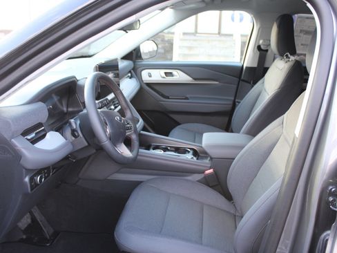 New 2026 Ford Explorer Active AWD/4WD image 21