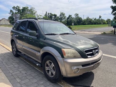 Used 2004 Kia Sorento EX AWD/4WD image 2