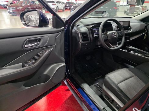 New 2026 Nissan Rogue SV image 11