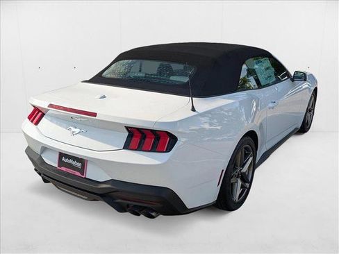 New 2025 Ford Mustang Convertible image 4