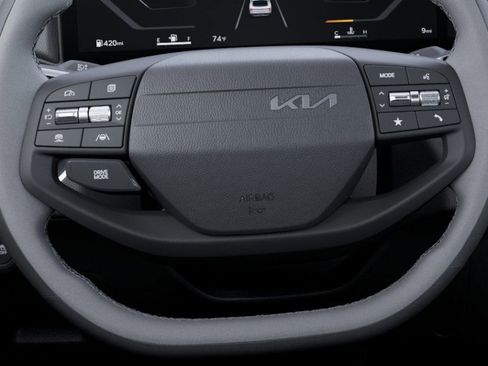 New 2025 Kia K4 EX image 25