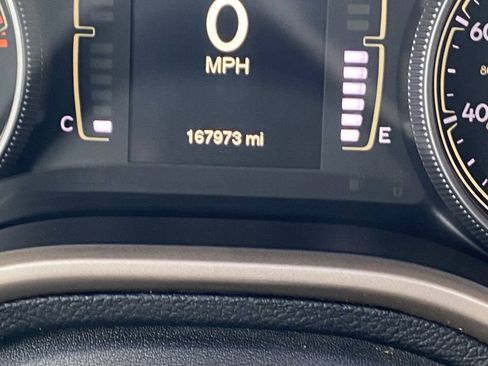Used 2016 Jeep Cherokee Latitude w/ Cold Weather Group AWD/4WD image 10