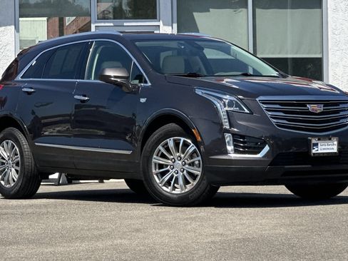 Used 2018 Cadillac XT5 Luxury w/ Driver Awareness Package FWD image 1