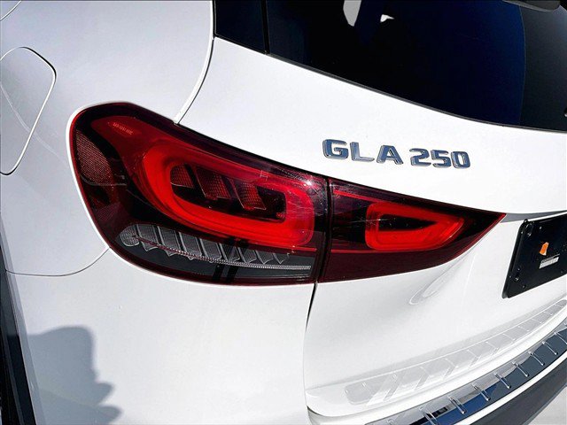 Used 2023 Mercedes-Benz GLA 250 image 30