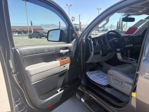 Used 2011 Toyota Tundra Limited w/ Memory Pkg RWD image 12