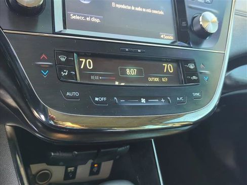 Used 2016 Toyota Avalon Limited FWD image 14