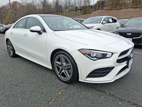Used 2023 Mercedes-Benz CLA 250 4MATIC image 3
