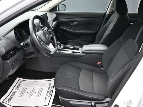 Used 2021 Nissan Sentra SV image 11