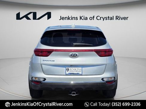 Used 2021 Kia Sportage LX image 11