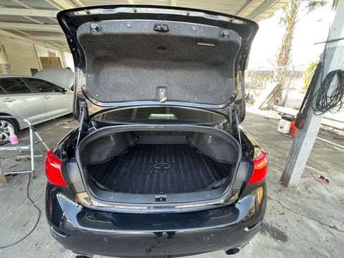 Used 2016 INFINITI Q50 3.0t Premium w/ Driver Assistance Package image 18