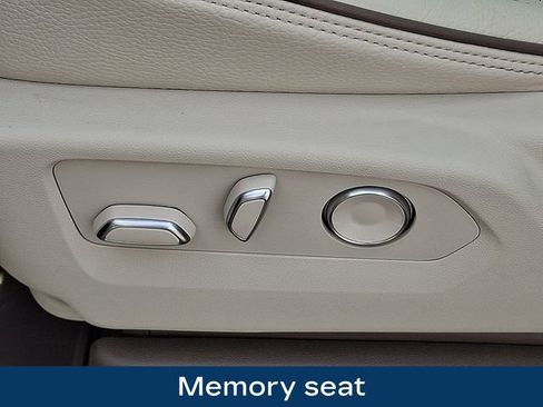 Used 2026 GMC Yukon XL Denali w/ Sun & Power Step Package image 18