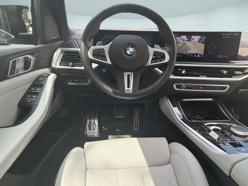 Used 2024 BMW X5 M60i AWD/4WD image 27