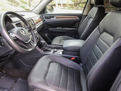 Used 2019 Volkswagen Atlas SEL Premium image 24