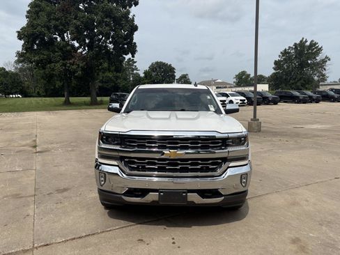 Used 2018 Chevrolet Silverado 1500 LTZ w/ Sport Package AWD/4WD image 19