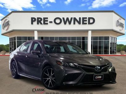 Used 2022 Toyota Camry SE