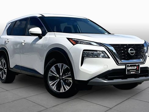 Certified 2023 Nissan Rogue SV FWD image 3