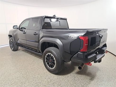 Used 2024 Toyota Tacoma TRD Off-Road image 7