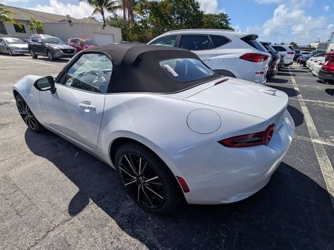 New 2026 MAZDA MX-5 Miata Grand Touring RWD image 7
