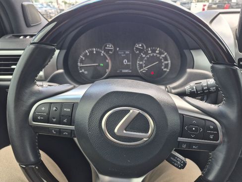 Used 2023 Lexus GX 460 Premium w/ Accessory Package AWD/4WD image 13