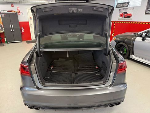Used 2018 Audi S6 Prestige w/ S Sport Package AWD/4WD image 13