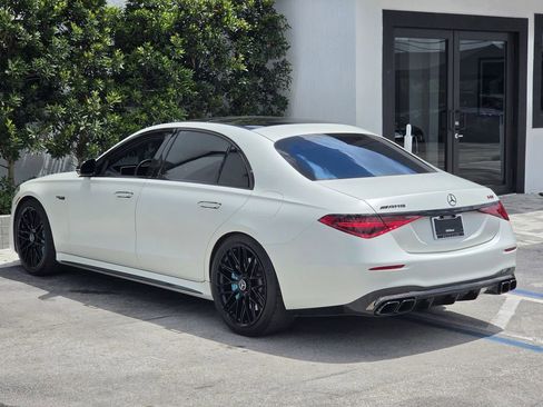 Used 2024 Mercedes-Benz S 63 AMG S w/ Carbon Fiber Exterior Package image 3