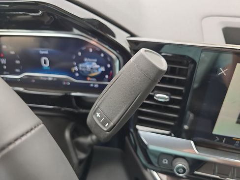 New 2025 Chevrolet Silverado 3500 LTZ w/ LTZ Convenience Package image 18