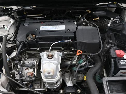 Used 2014 Honda Accord Sport image 29