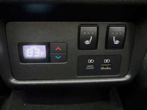 Used 2023 Nissan Rogue Platinum w/ Platinum Premium Package image 27