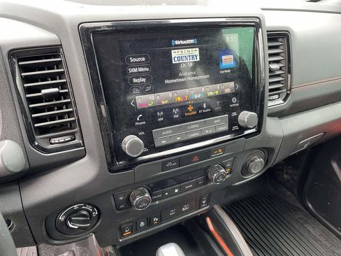 Used 2024 Nissan Frontier PRO-4X w/ Pro Convenience Package image 23