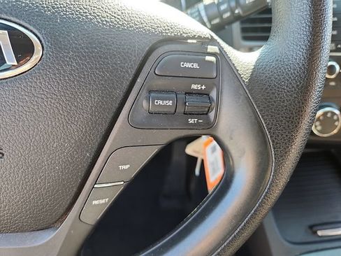 Used 2016 Kia Forte LX FWD image 24