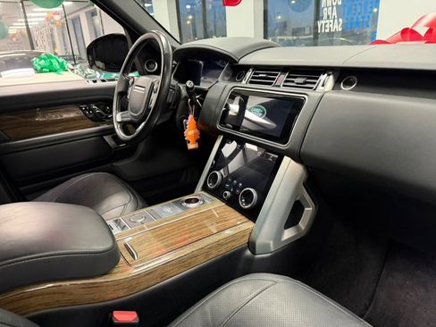 Used 2019 Land Rover Range Rover HSE image 33