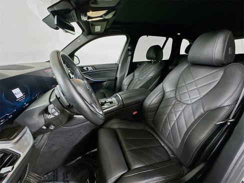 Used 2024 BMW X5 xDrive40i image 15