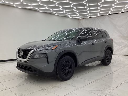 Used 2021 Nissan Rogue S AWD/4WD image 6